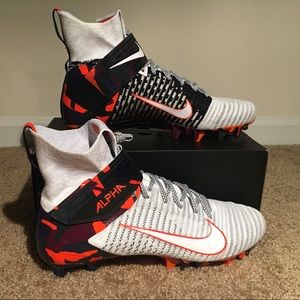 New Nike Alpha Menace Elite 2 Football Cleats Camo